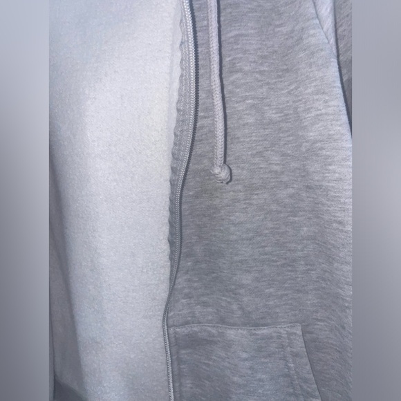 grey zip up - Picture 3 of 5
